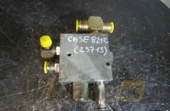 Zestaw zaworów Case 821C 