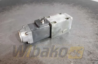 Zestaw zaworów Rexroth 4WE6C52/AG24NZ4 458055/1