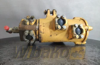 Kolumna obrotu Komatsu PC240 