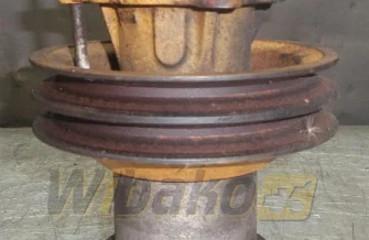 Pompa wody Caterpillar 3064 01800
