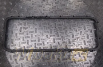 Adapter misy olejowej Cummins 4897858