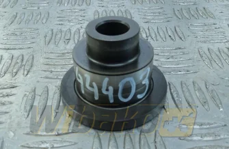 Sworzeń koła zębatego pośredniego do silnika Komatsu 6D125E-3 6150-21-2411