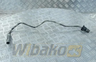 Przewód paliwa + adapter wtryskiwacza 5 Komatsu SA6D125E-3 6155-71-5151