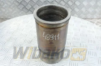 Tuleja silnika Deutz TCD7.8 / D8H 04907321