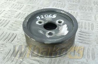 Koło pasowe pompy wody do silnika Deutz TCD6.1 04506177