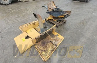 Zestaw oblachowania Case 821C 