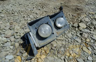 Lampa lewa Volvo A30D 11120137
