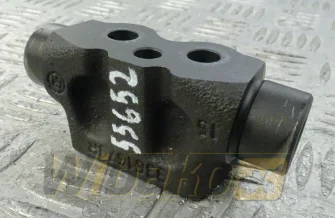 Wspornik dźwigni zaworowych Deutz 03361678