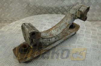 Łapa silnika przód do silnika Komatsu SA6D102E-1 