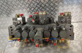 Rozdzielacz Liebherr 10113860 R901060006