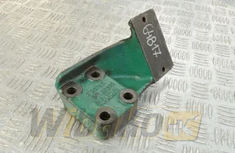 Łapa silnika przód Perkins 38313513