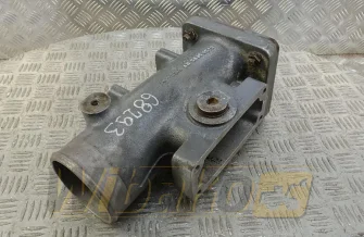 Łącznik kolektora ssącego do silnika Deutz TCD2015 04263694