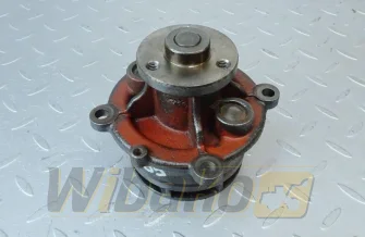 Pompa wody Deutz 02937441