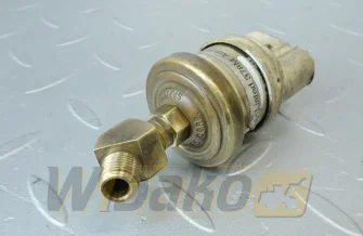Czujnik ciśnienia oleju Kubota 378M 80534