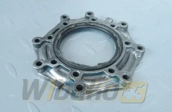 Obudowa uszczelniacza wału korbowego do silnika Kubota D722 15841-04810