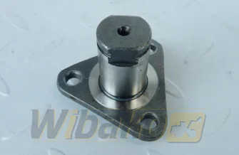 Sworzeń koła zębatego pośredniego D= 20 mm do silnika Kubota D722 15875-24250