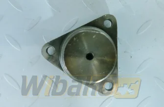 Sworzeń koła zębatego pośredniego D= 38 mm do silnika Kubota D1703 16427-24250