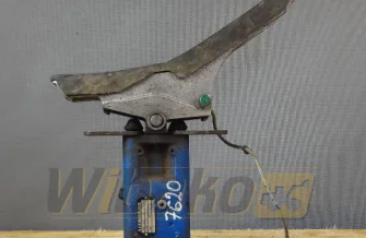Pedał Liebherr VG72/3L01 9265508 004