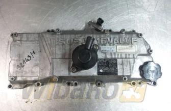 Pokrywa zaworowa z obudową do silnika Isuzu 4HK1 069330