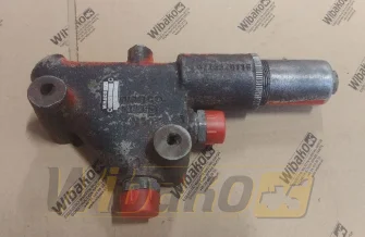 Rozdzielacz Wabco 4773970310