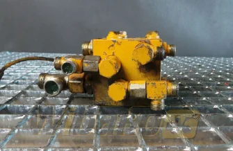 Rozdzielacz Liebherr W3Z-1334 