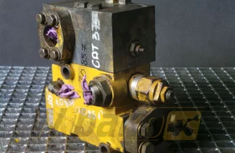 Zestaw zaworów Caterpillar 1076454CHG01