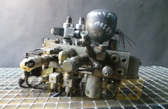 Rozdzielacz Caterpillar 112-5702 J6HT