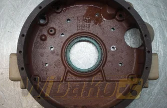 Obudowa koła zamachowego John Deere 6068TF275 R503444