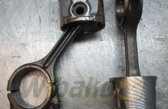 Tłok z korbowodem John Deere 6060TF275 RE505100
