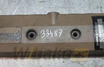 Pokrywa klawiatury John Deere 6068TF275 R519780